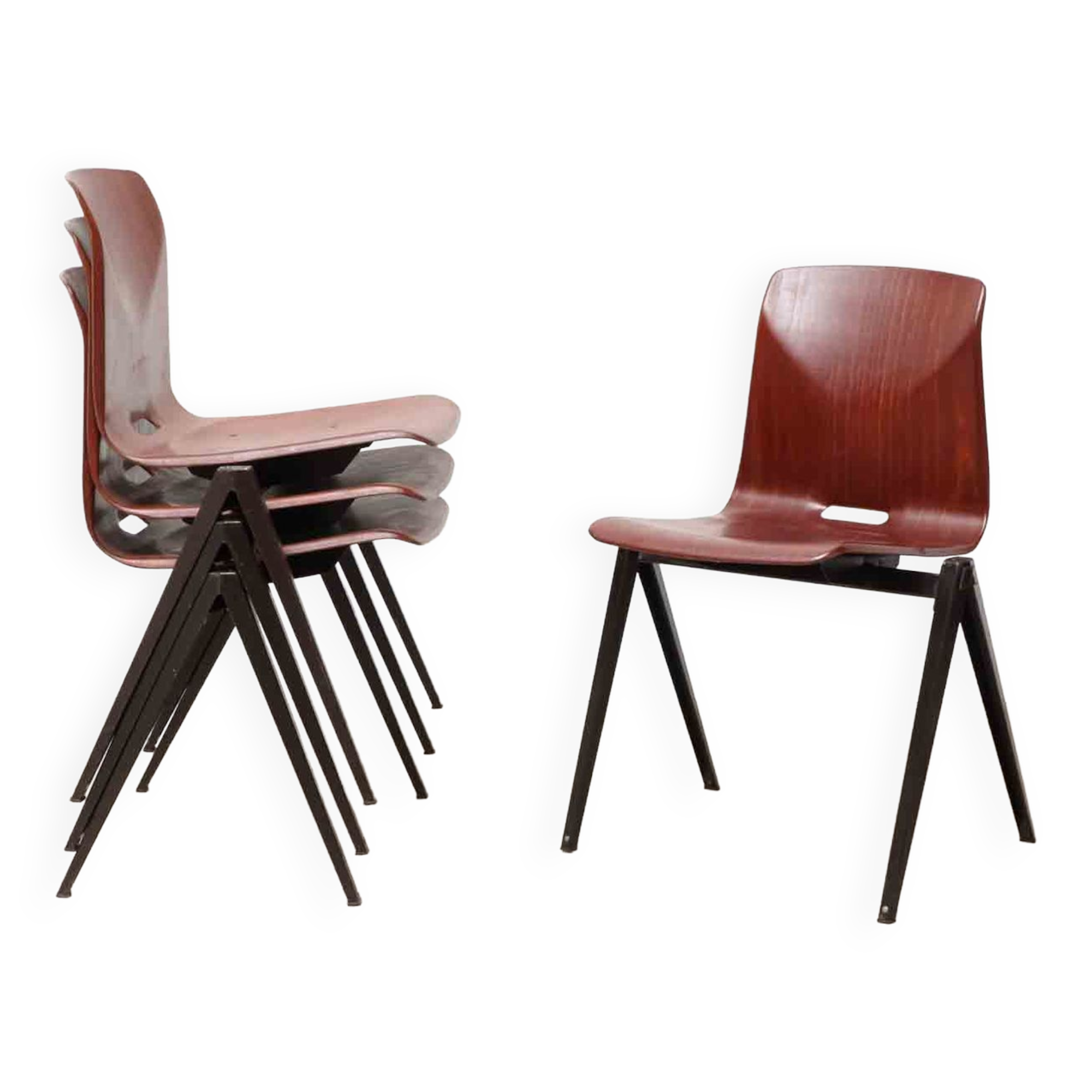 Chaise Galvanitas S22 acajou et pied marron