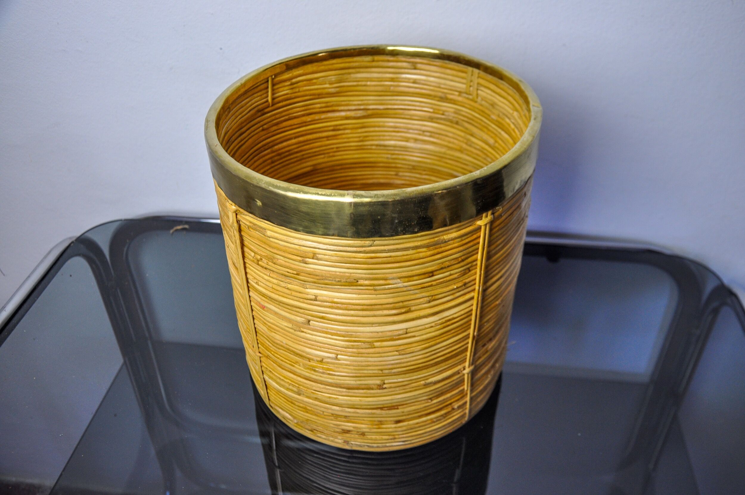 Rattan and brass book basket, Italy, 1970, 25 diam