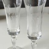 Set of 8 champagne flutes, flared neck. In crystal. Frosted plant motifs.