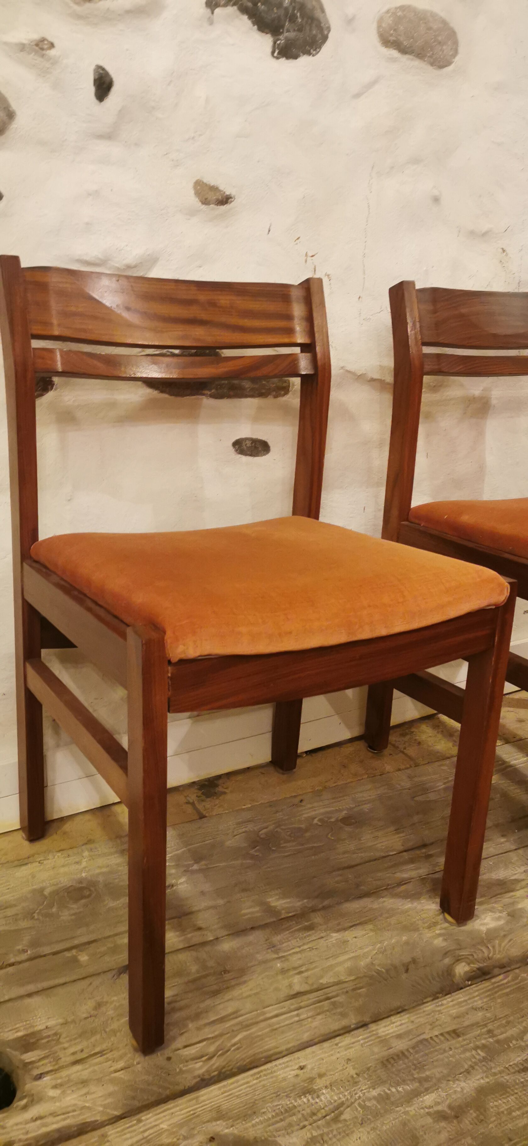 Set of 4 Danish Scandinavian chairs