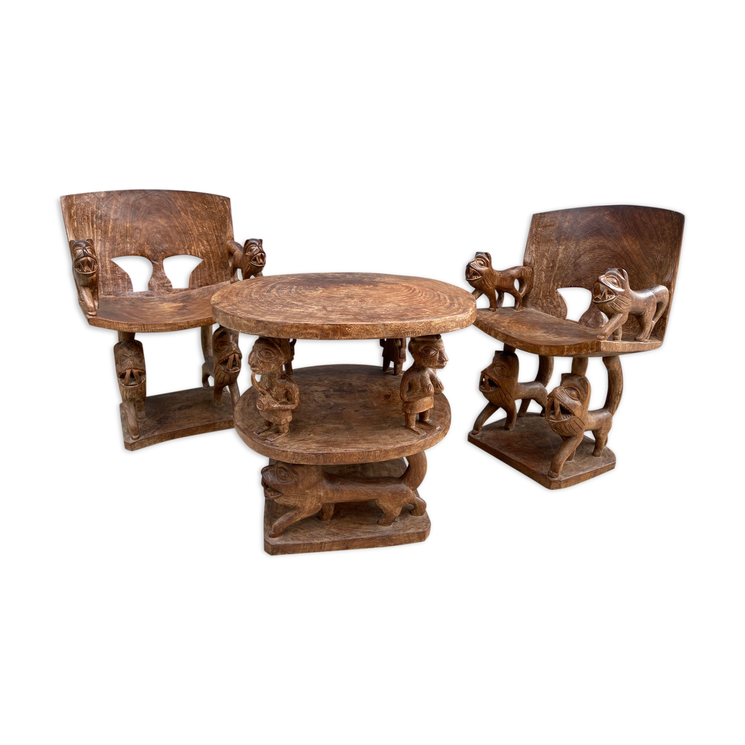 Wooden African lounge
