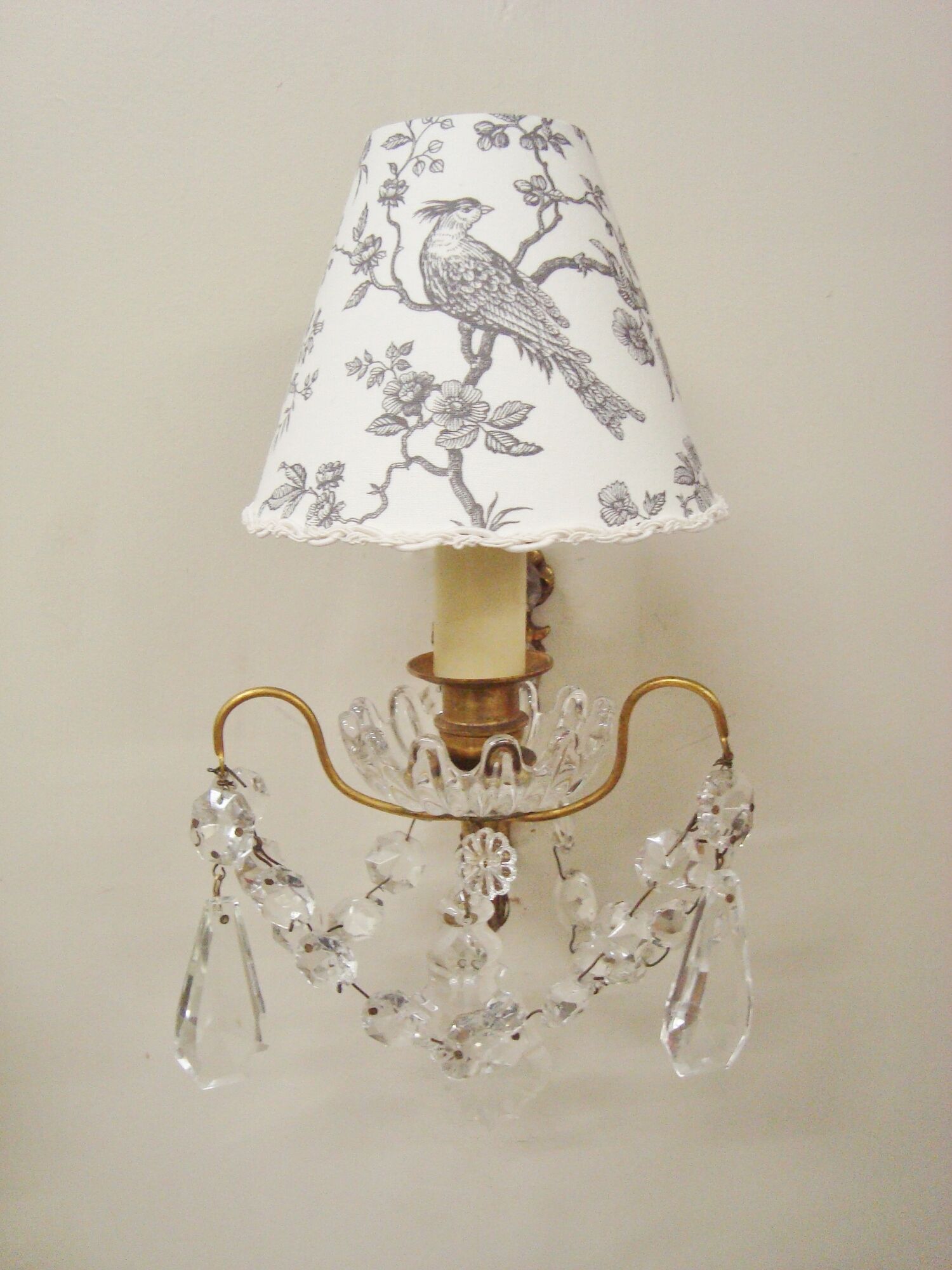 Pair of grapevine wall lamps with lampshades in Toile de Jouy