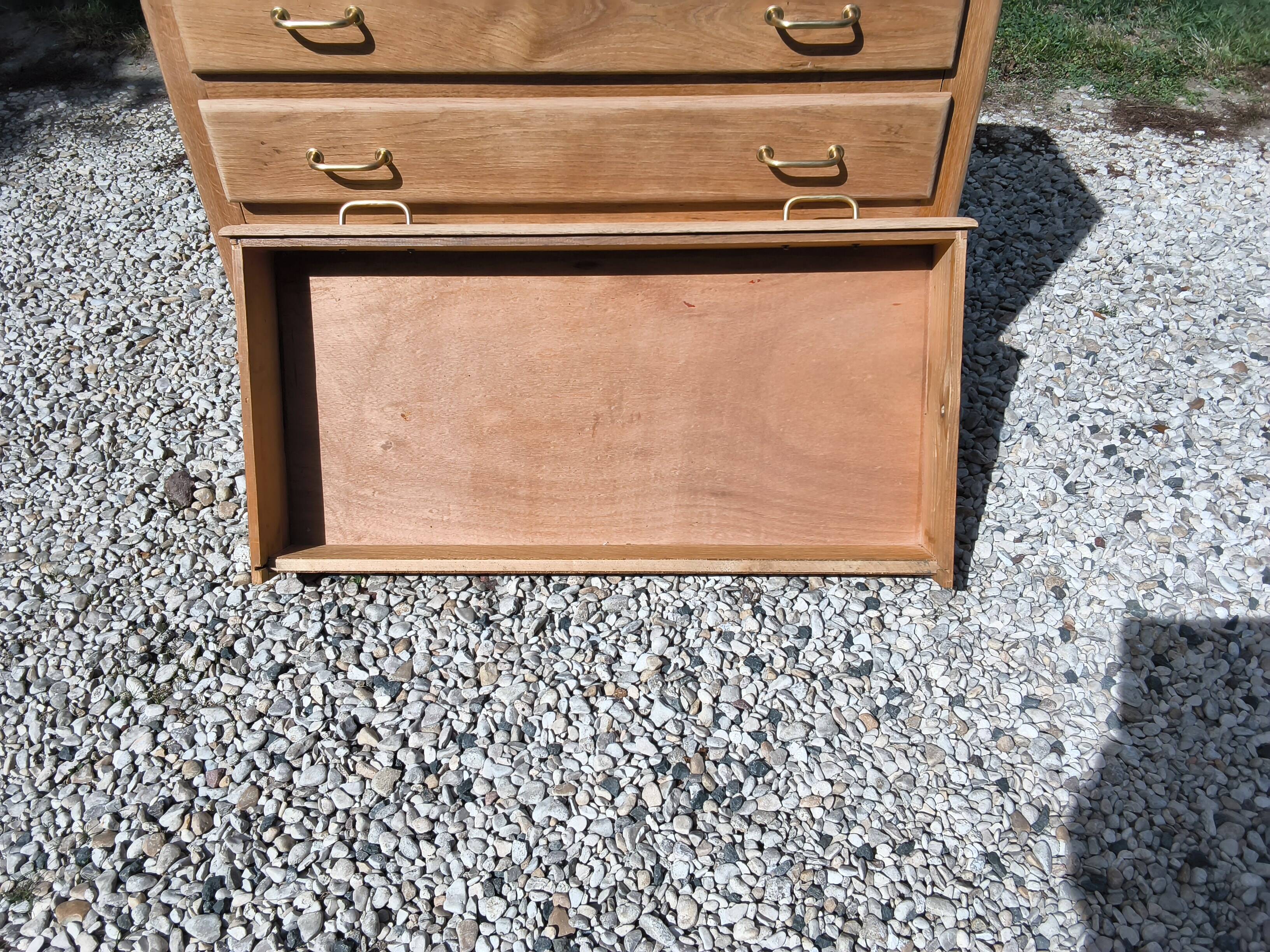 Commode