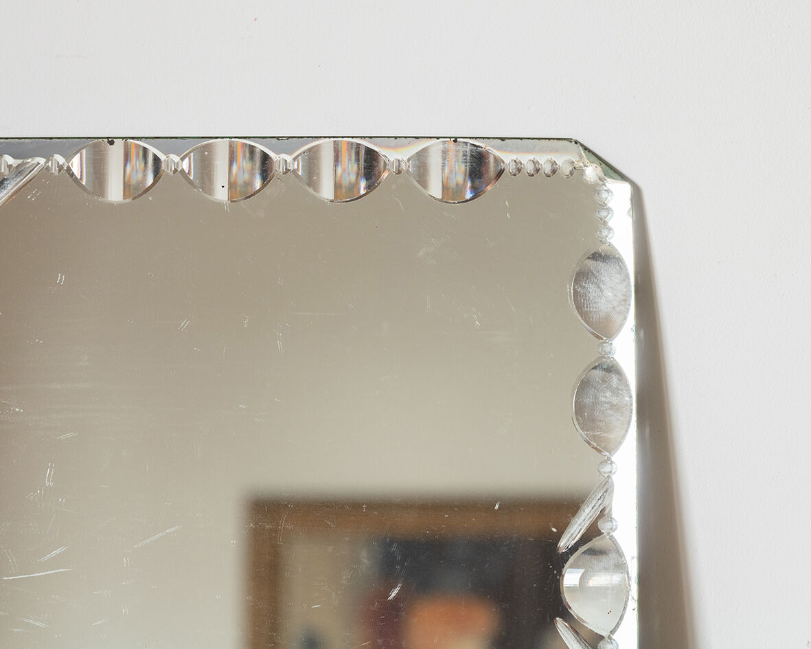 Bevelled mirror 42x27cm