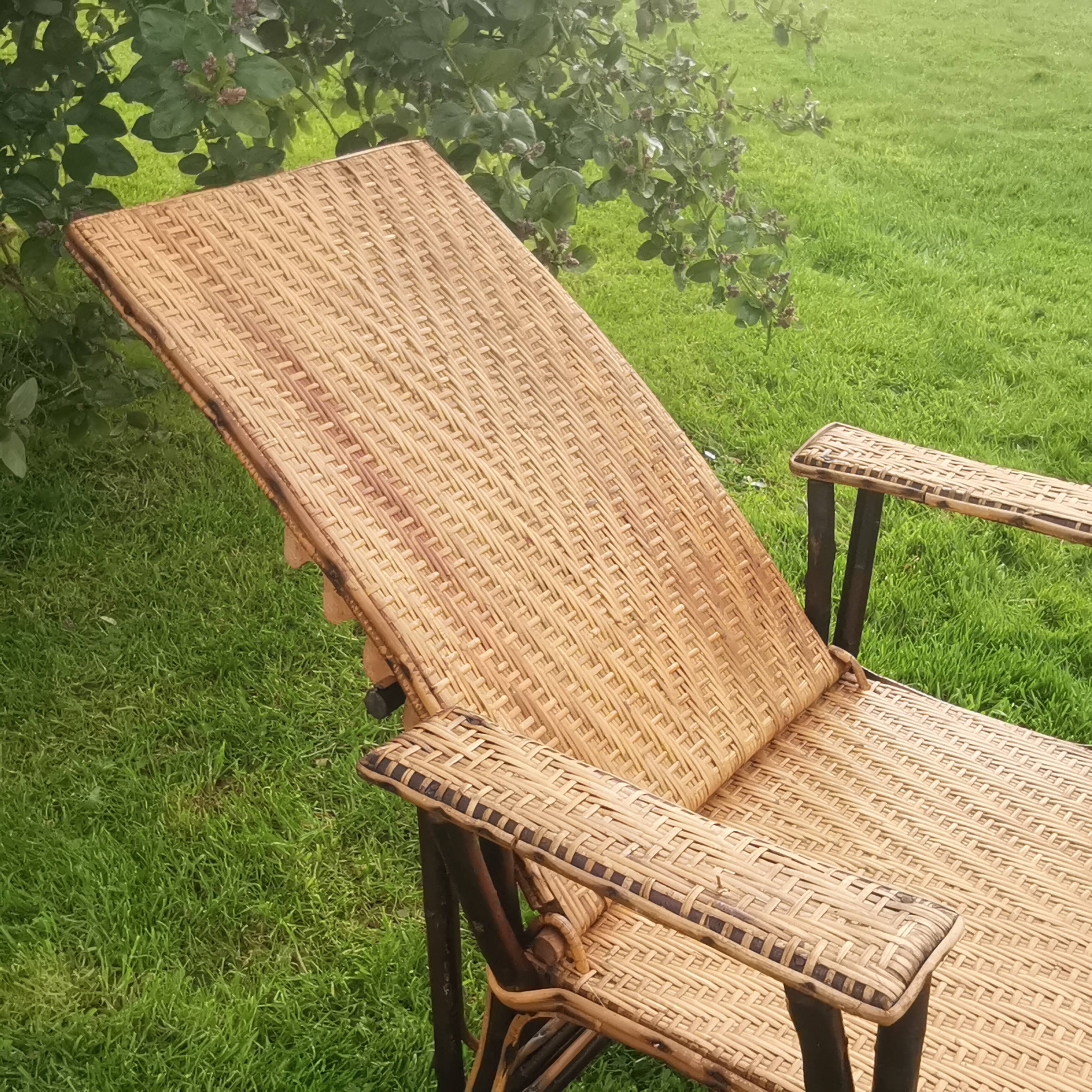 Chaise longue en rotin