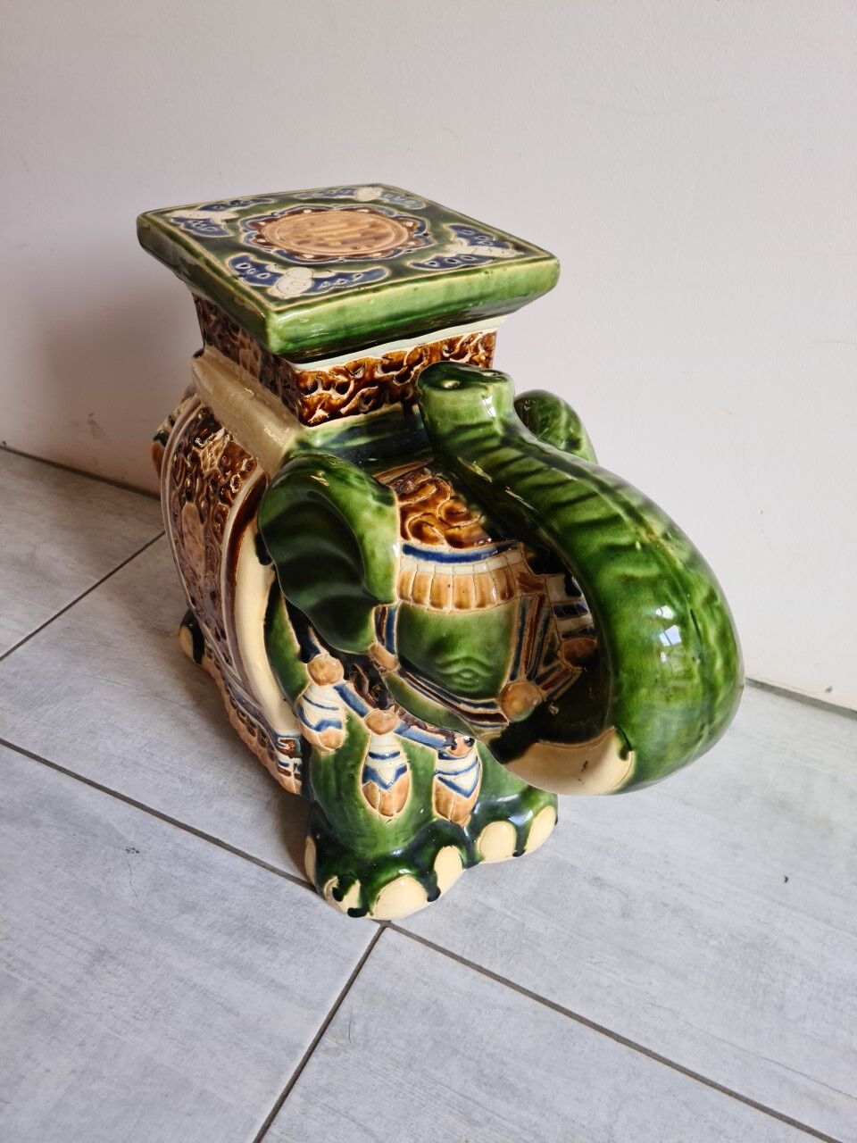 Elephant glazed earthenware