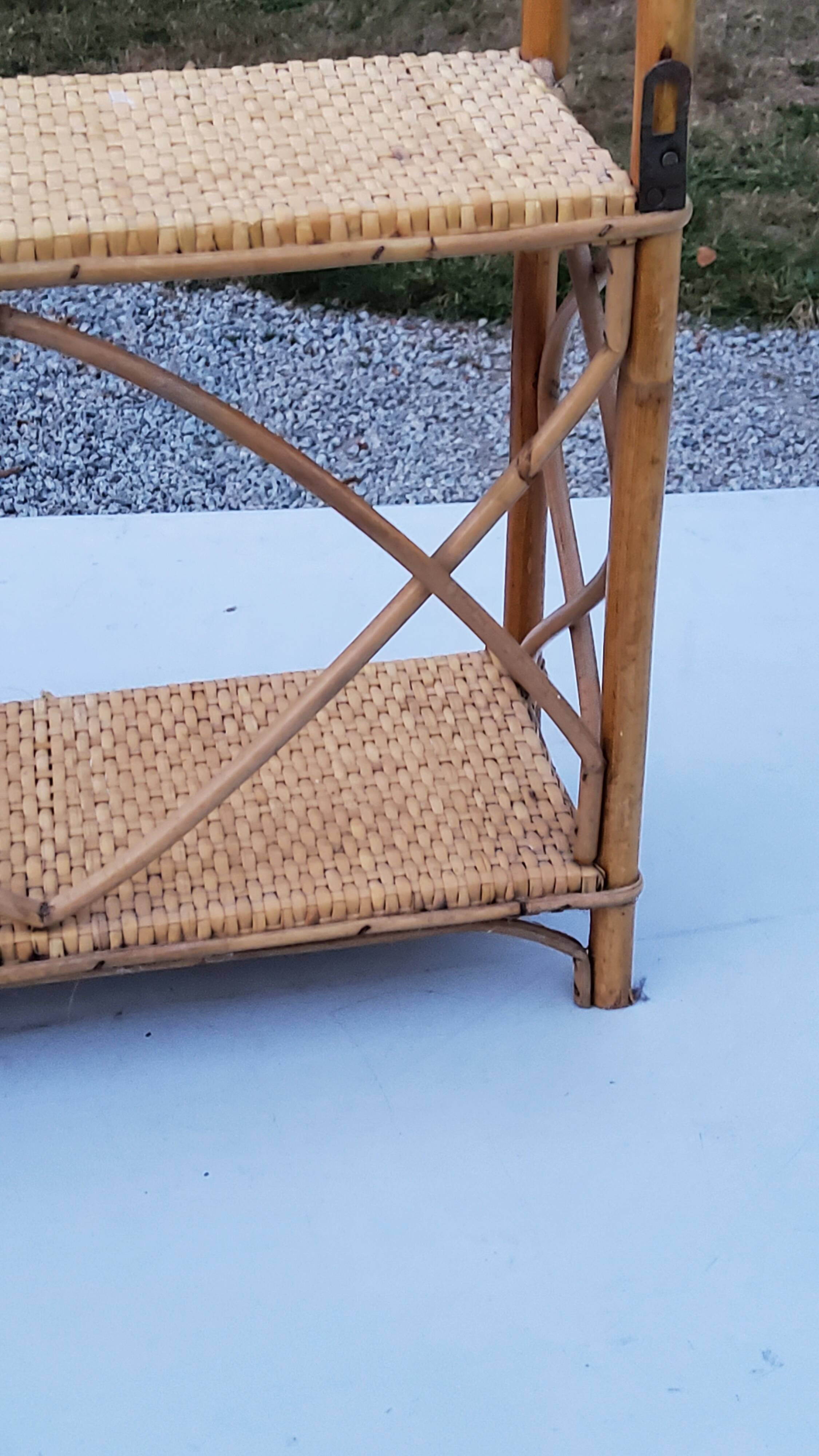 Double wall shelf in bamboo and rattan from the 70s
