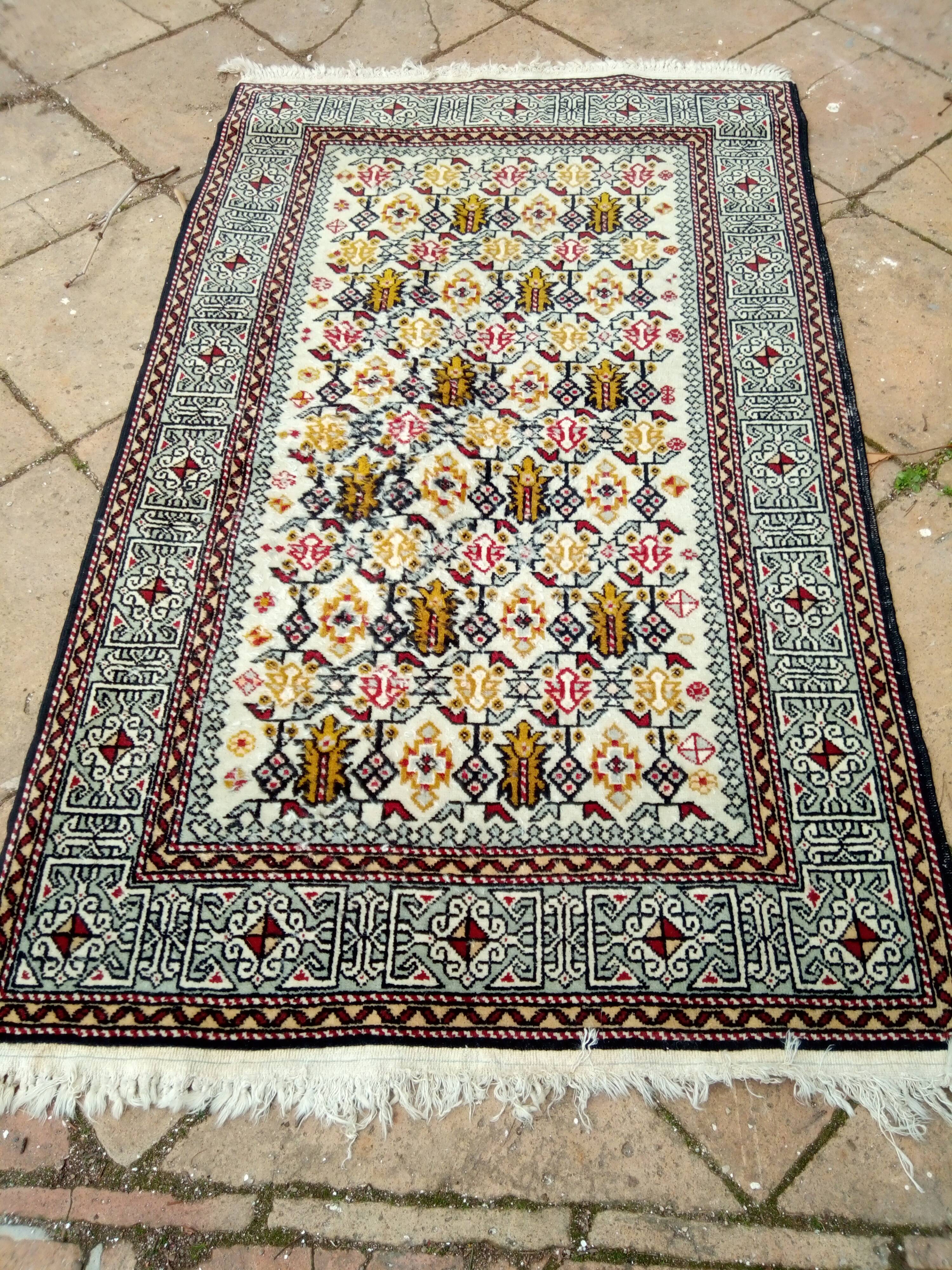 Ancient oriental carpet handmade 135 x 81cm