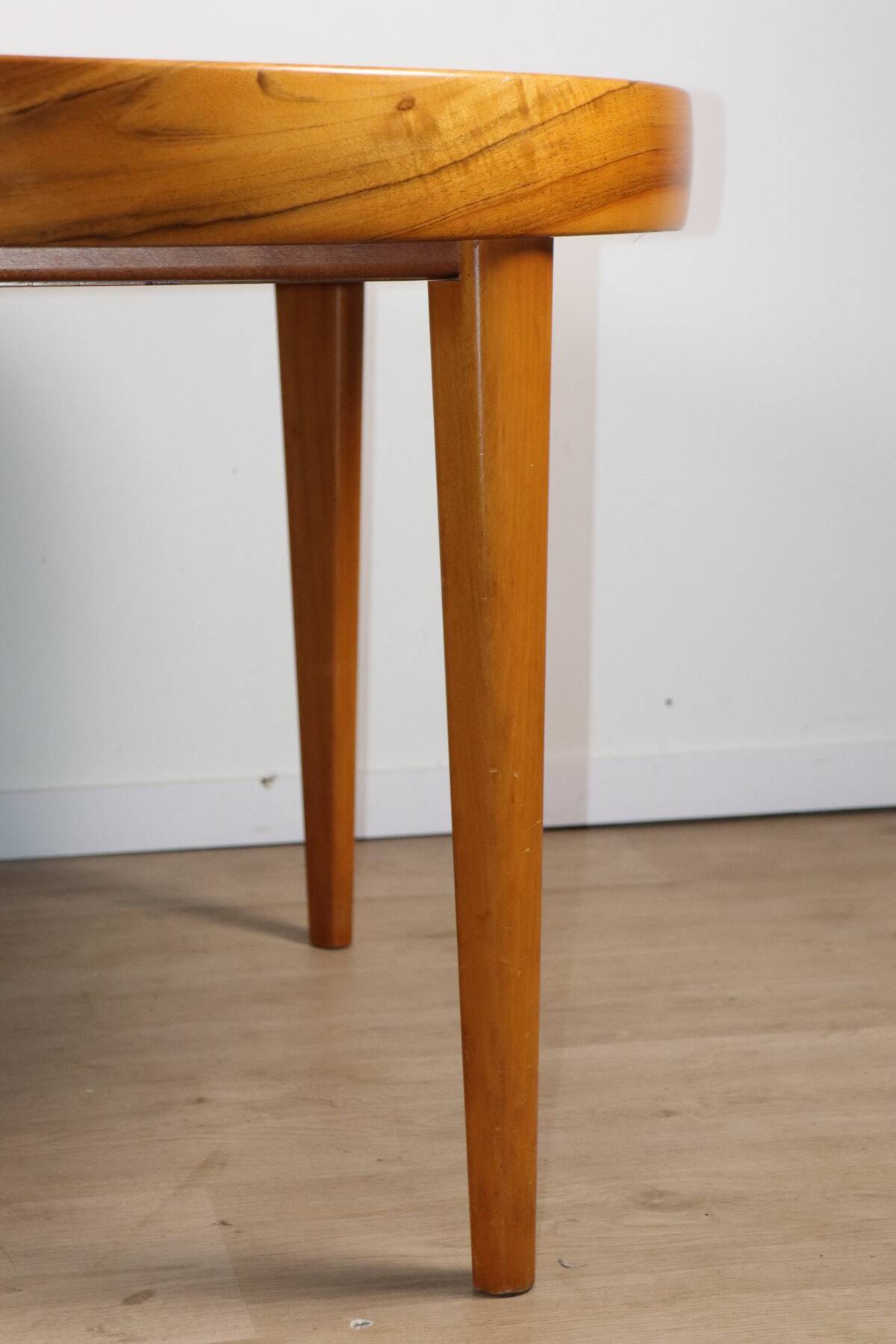 Scandinavian extendable dining table in teak – 1960s