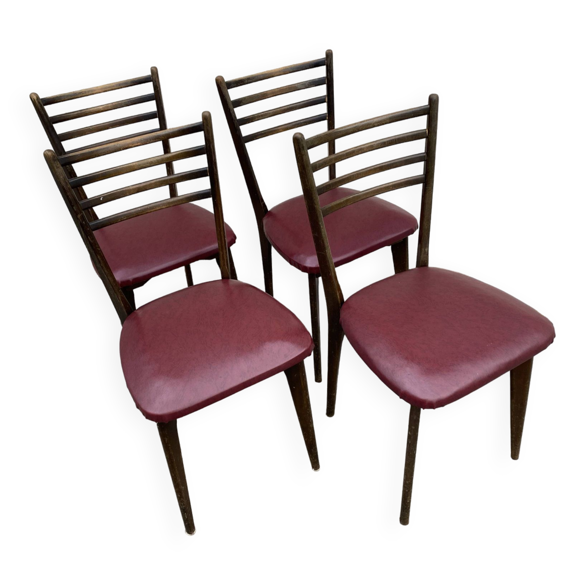 Set of 4 chairs from the 1960s with Scandinavian inspiration.