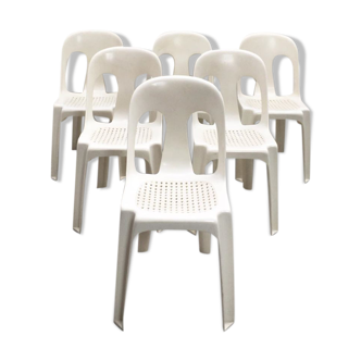 6 plastic "Monobloc" chairs by Henry Massonnet for Stamp.