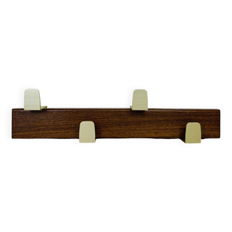 Portemanteau mural scandinave teck à 4 patères dorées, années 60