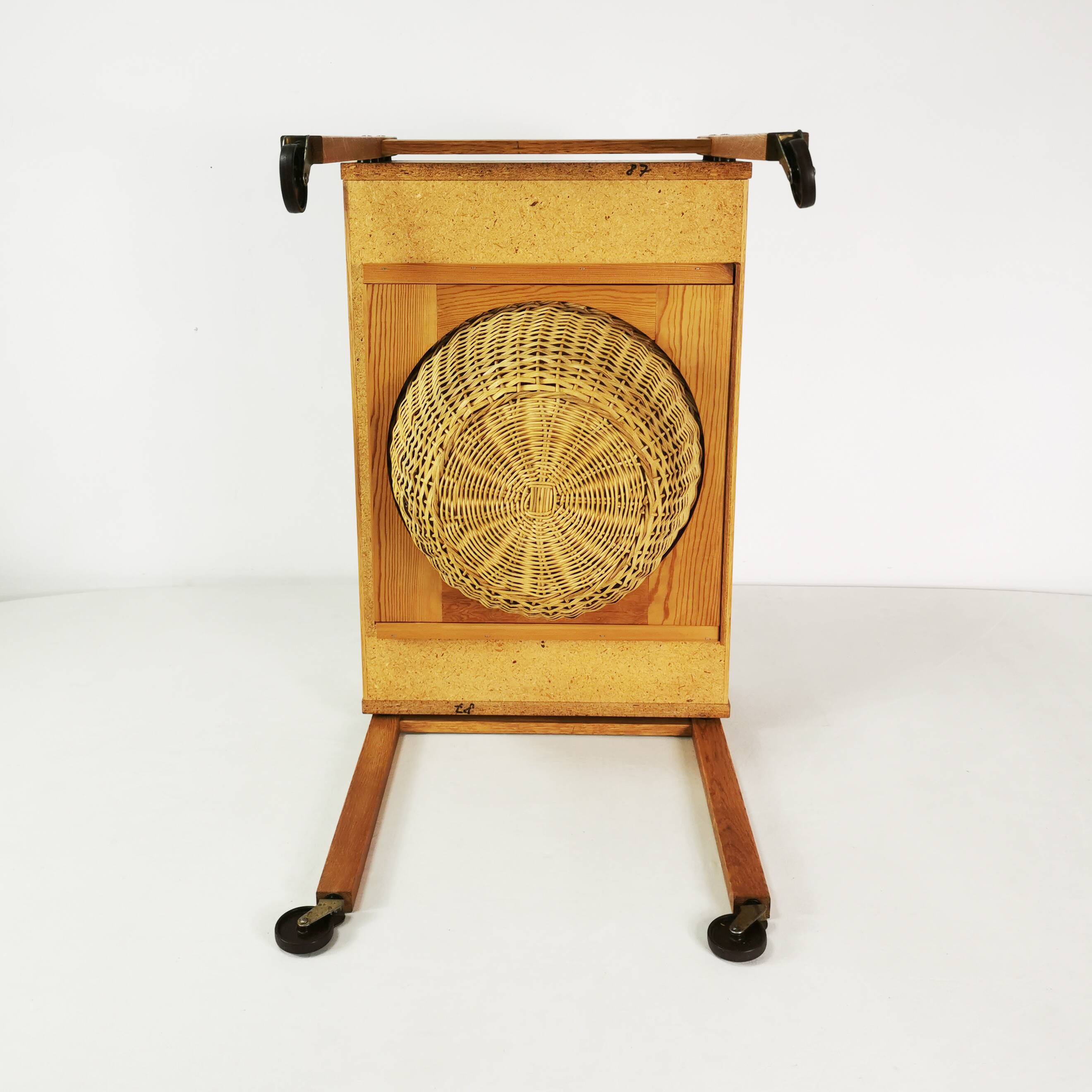 Szafka-stolik mobilny Mid Century, Dania, lata 60.