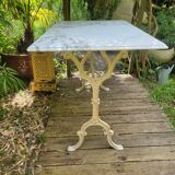 White Carrara marble bistro table circa 1900.
