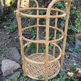 Wicker laundry basket