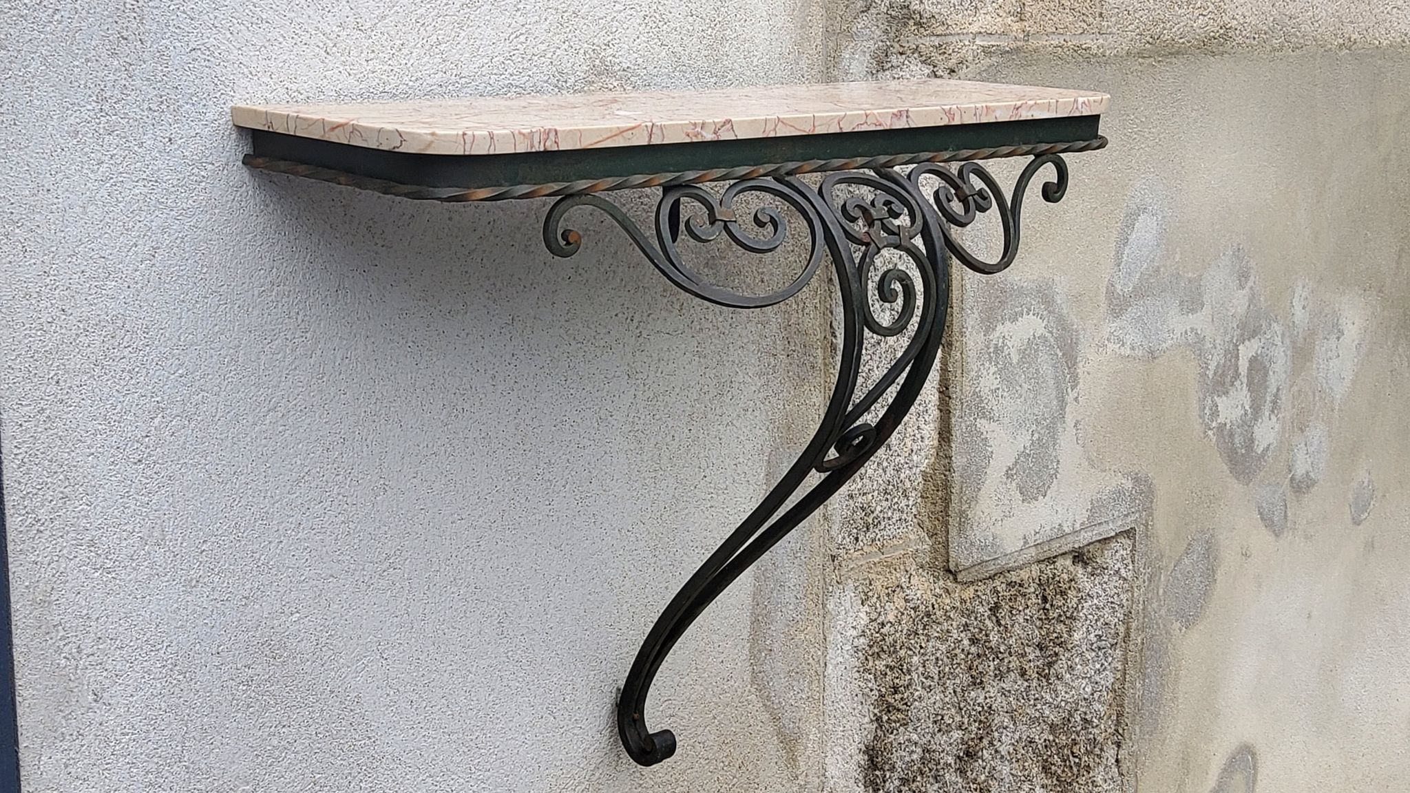 Console of wall lamp of the 50s in wrought iron and marble top
