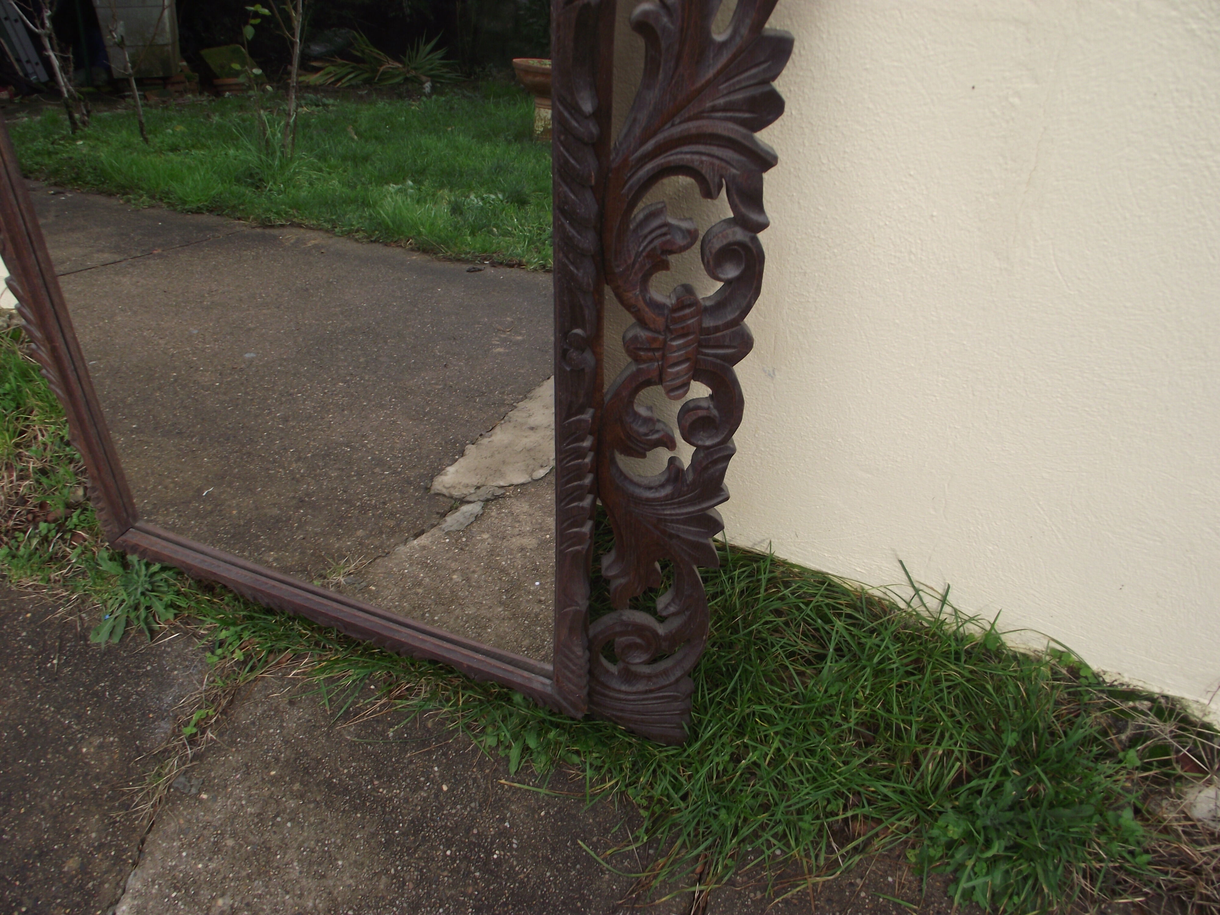 Louis XIII-style carved oak mirror - 129x88cm