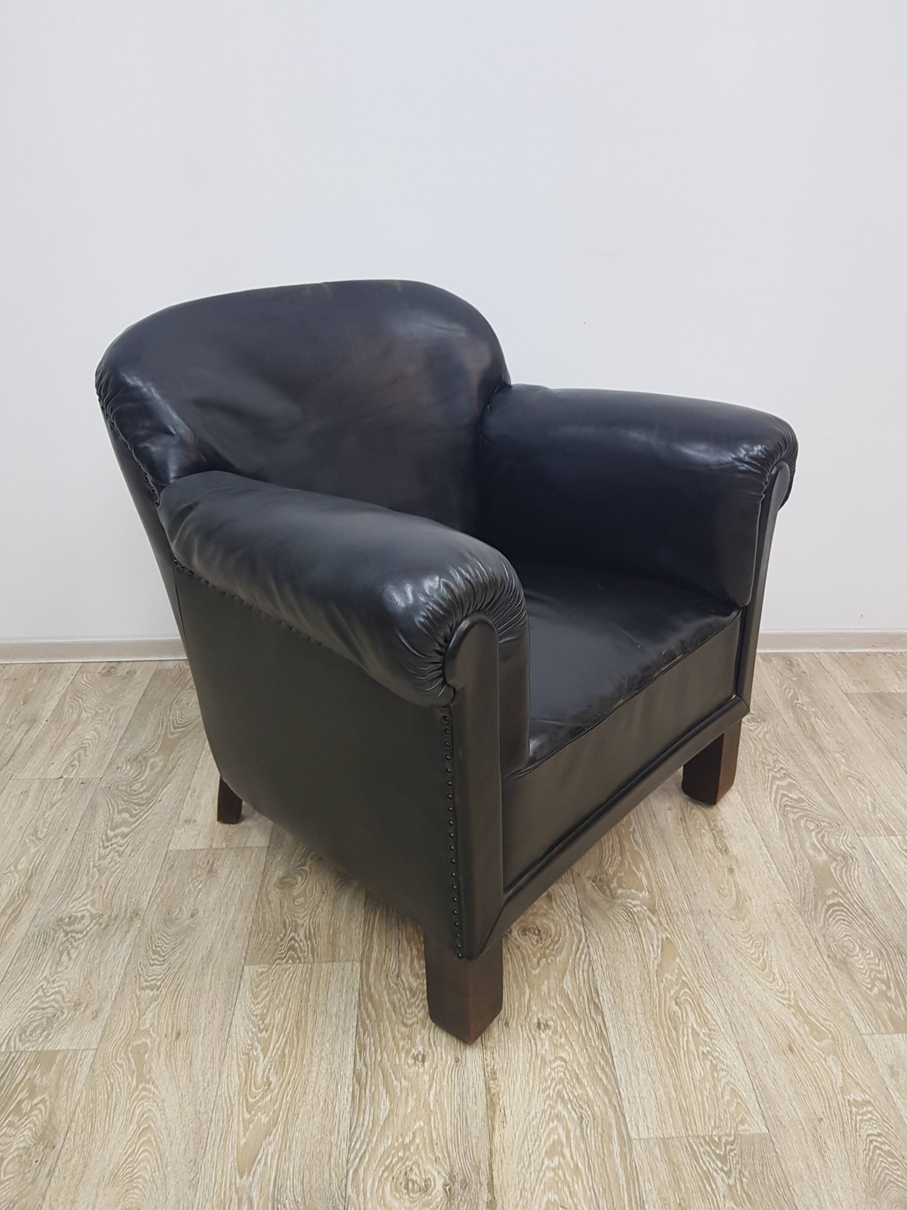 Vintage club armchair with studs, leather, Art Deco, 1930s/40s.
