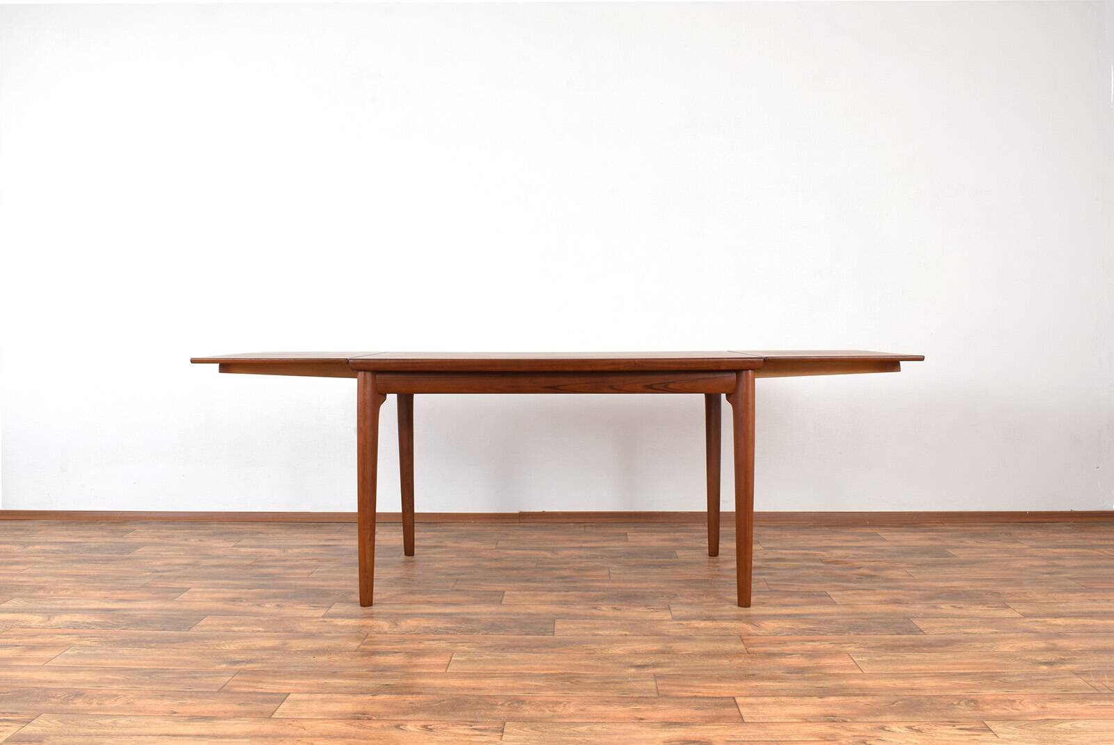 Mid-Century Danish Teak Extendable Dining Table, 1960s.