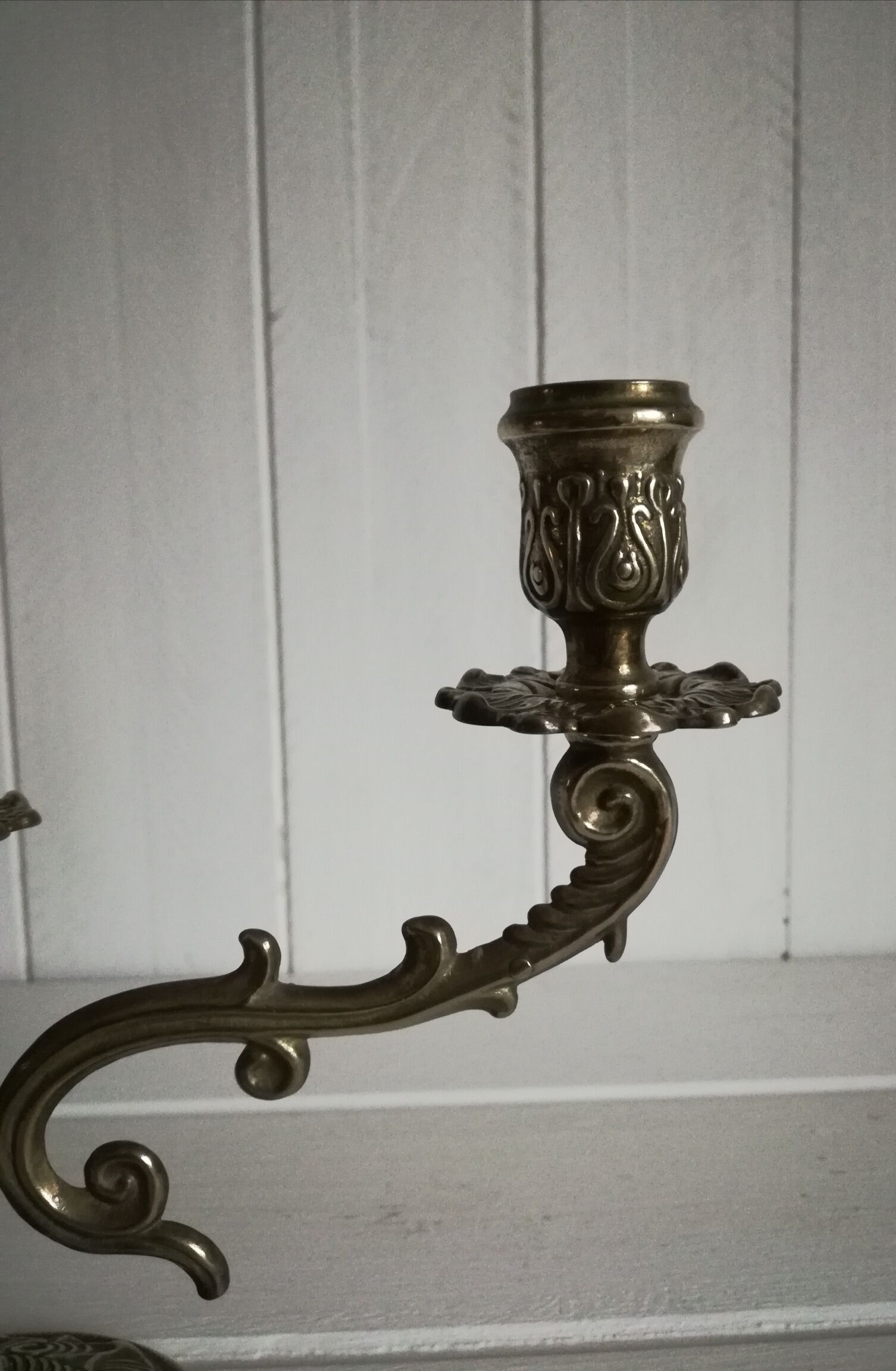 3-spoke brass candle holder