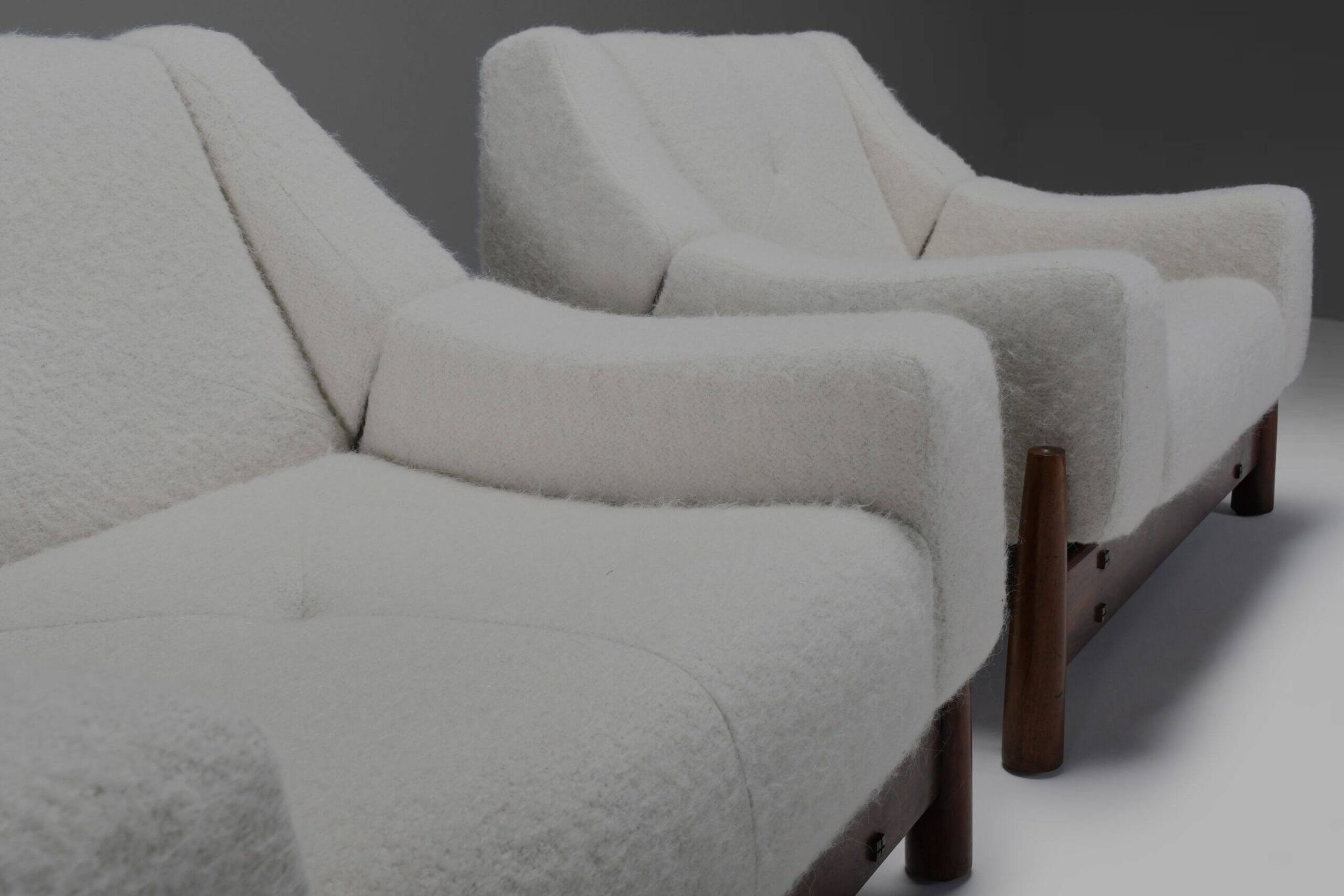 Pair of rosewood lounge chairs by Móveis Cimo, Brazil 1950s