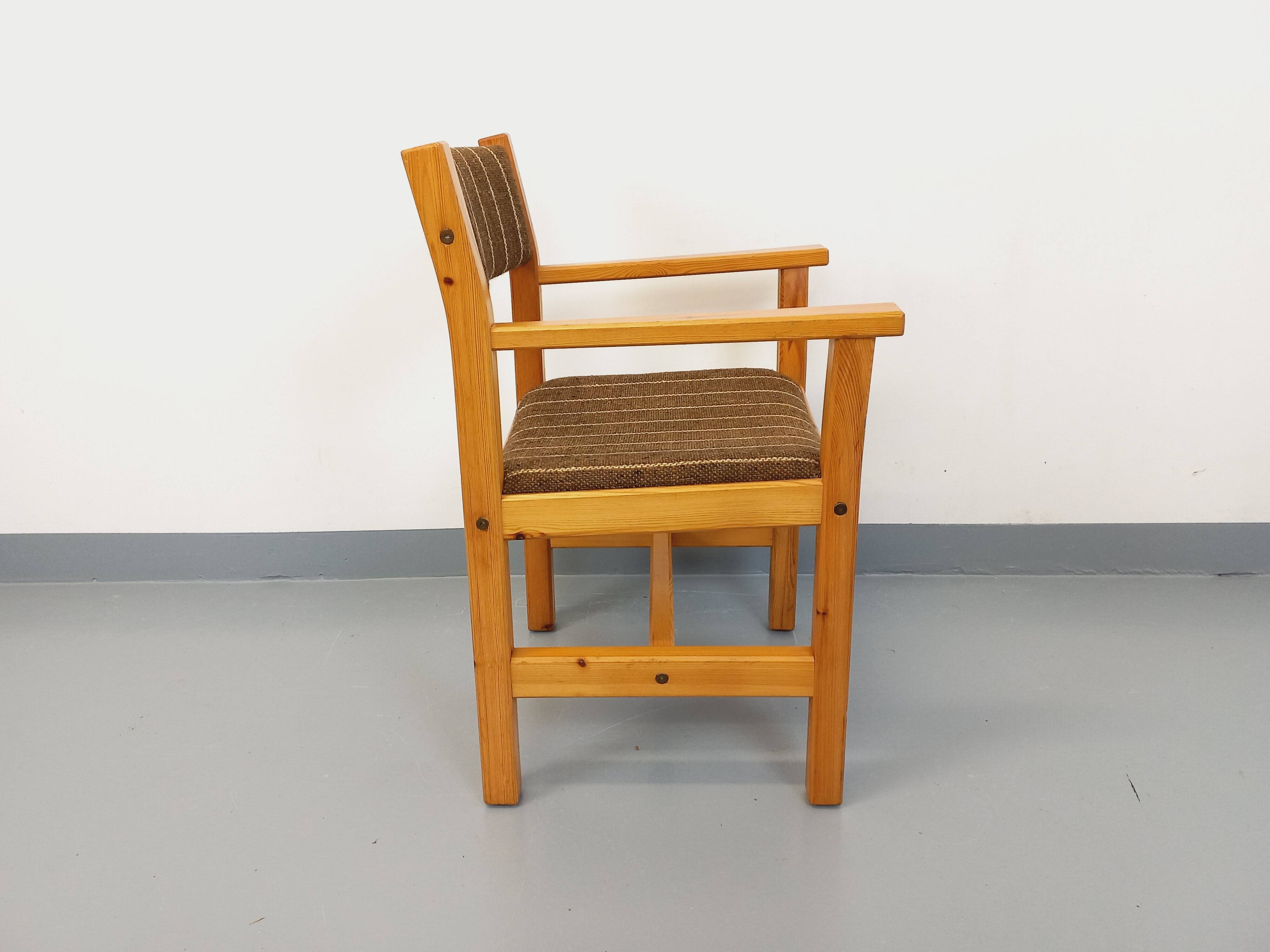 Vintage armchair in pine and fabric from the 80s