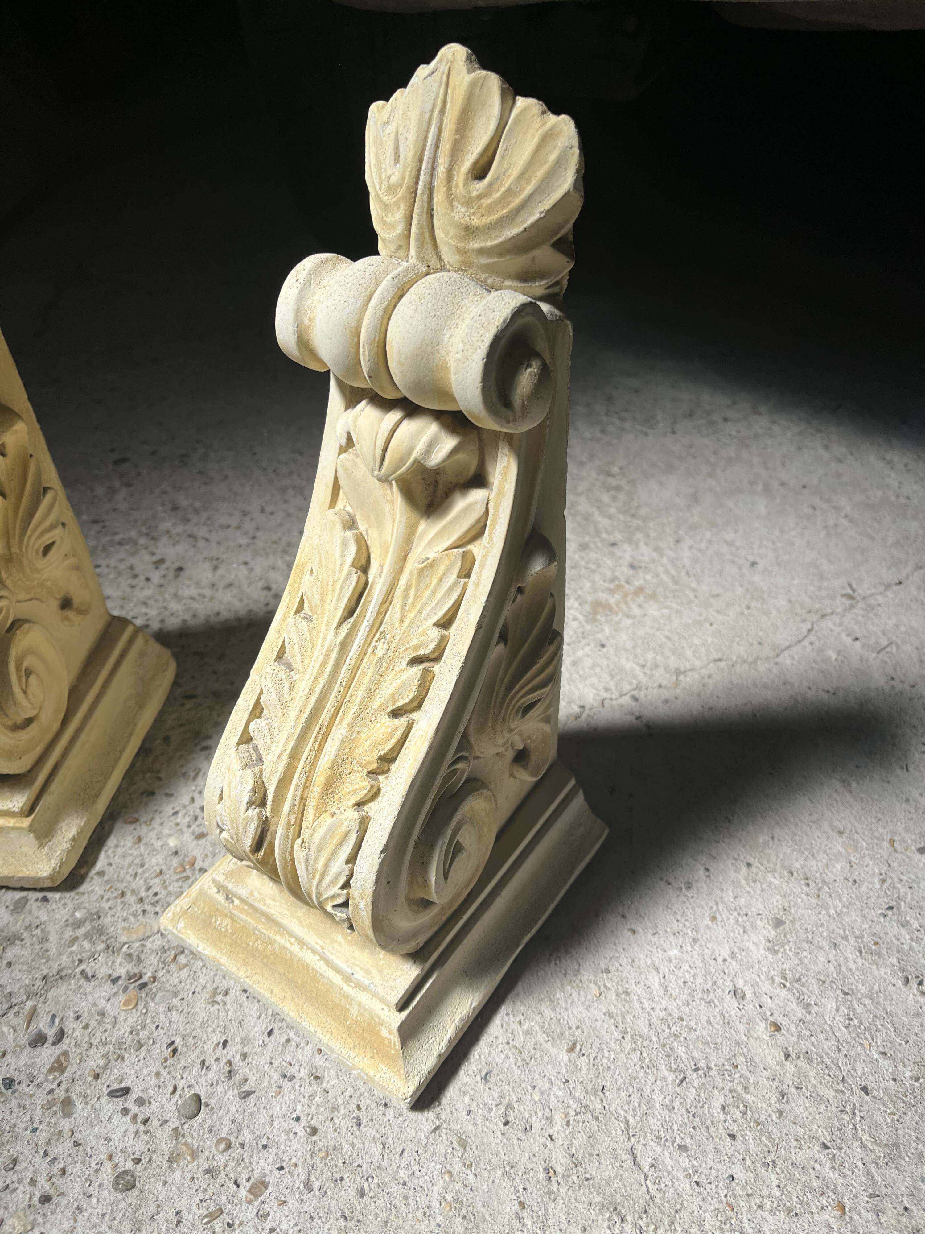 Moulded plaster bookends
