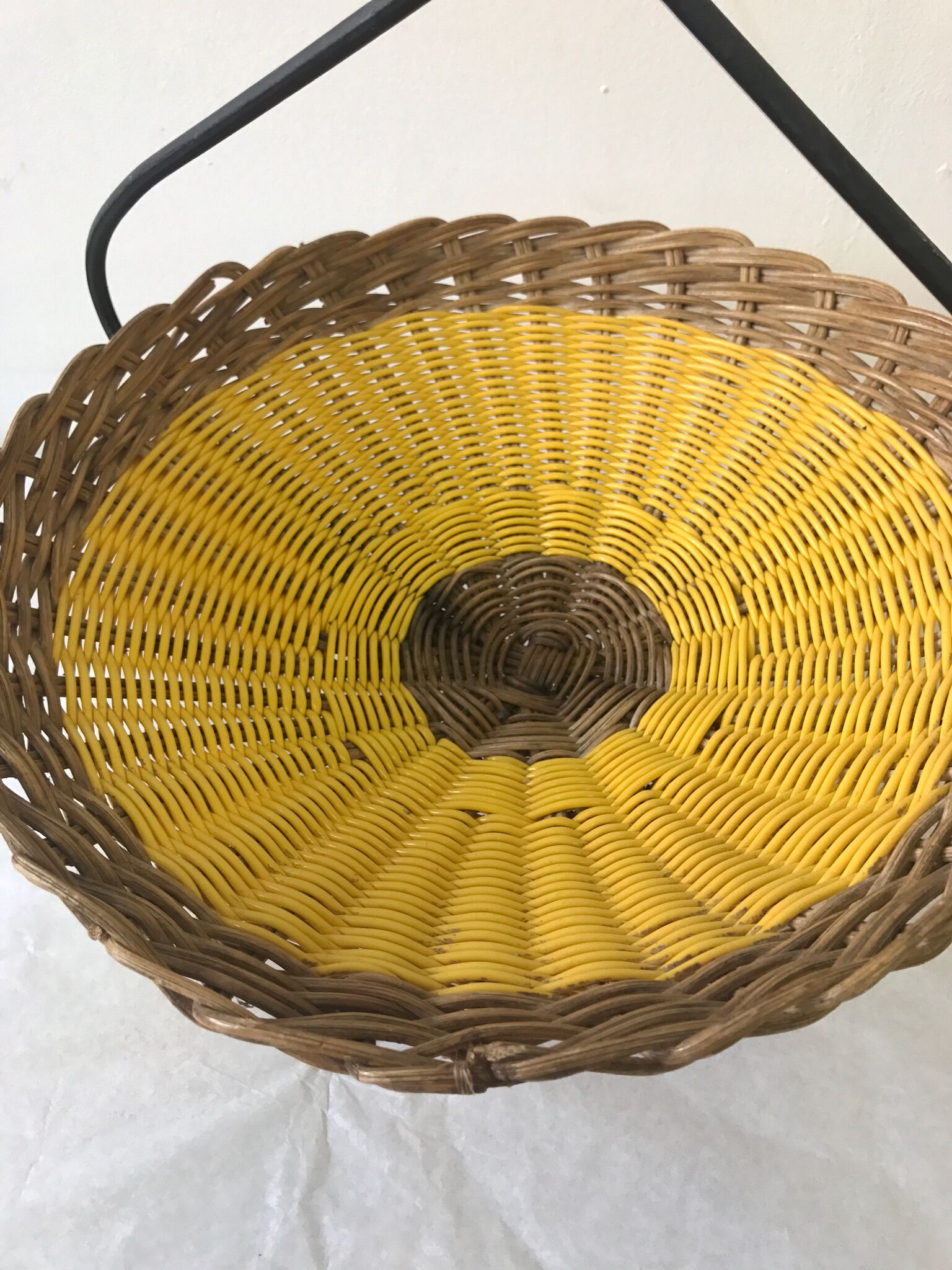 Scoubidou vintage fruit basket