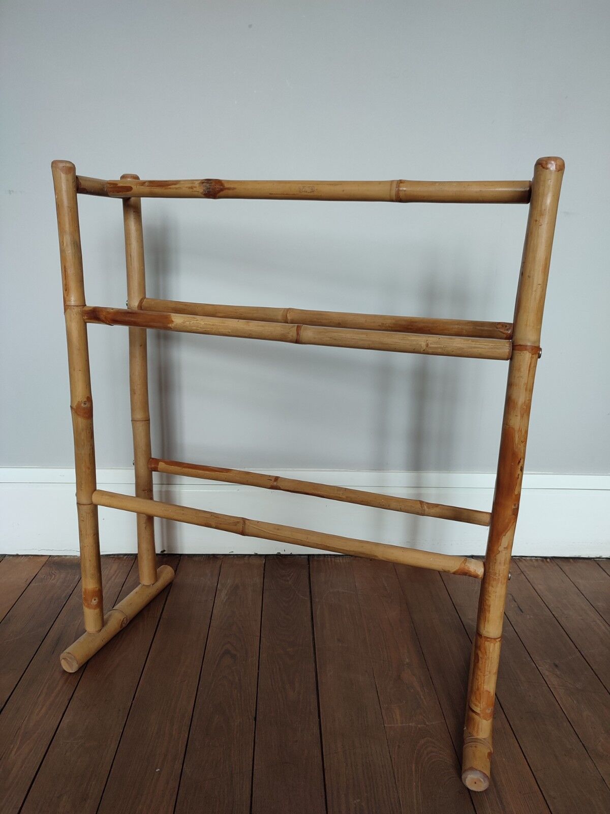Bamboo towel rack