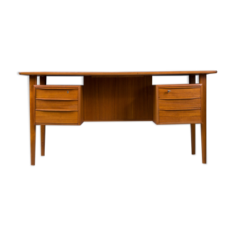 Danish Teak Desk by Peter Lovig Nielsen for Hedensted Mobelfabrik, 1961