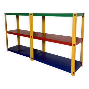 Memphis shelves from the 1980s