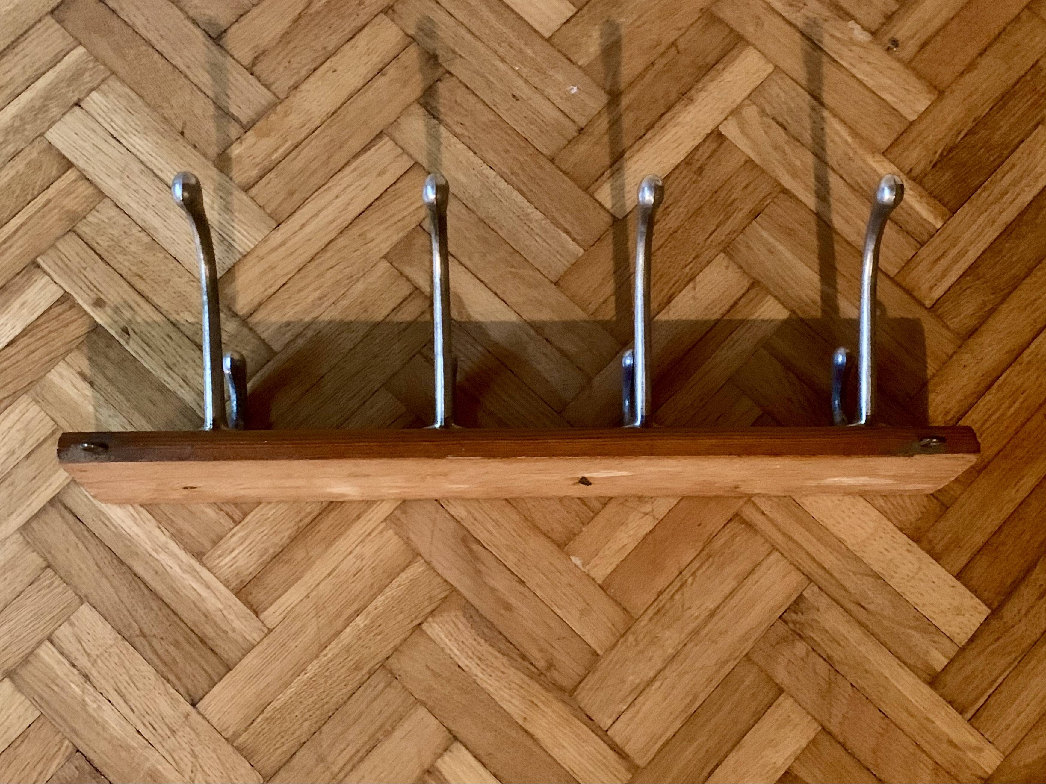 Vintage wooden wall coat rack - 4 hooks.