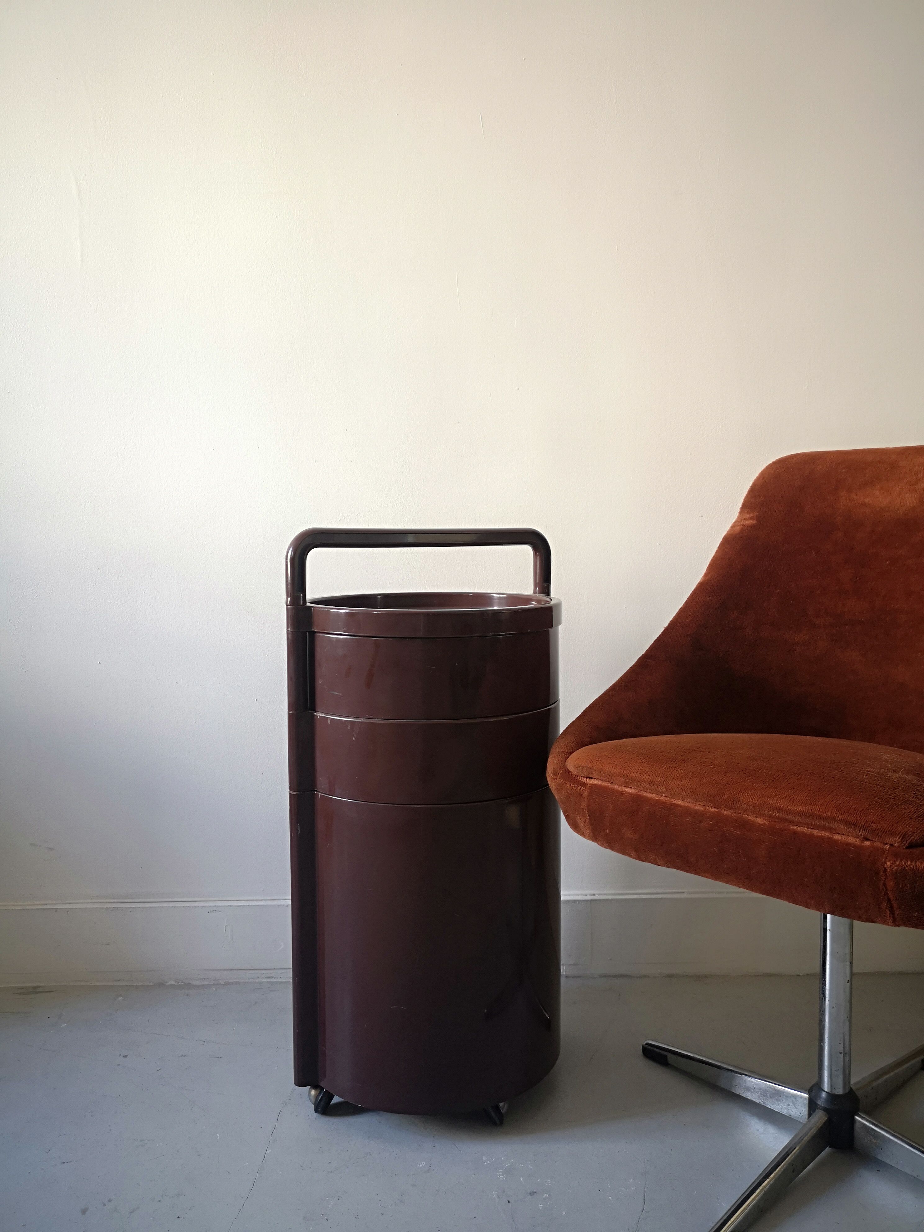 Componibili serving cabinet with Kartell wheel, 1970