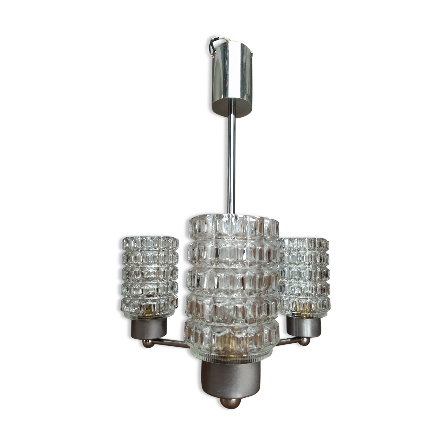 Suspension vintage avec 3 globes en verre ciselé