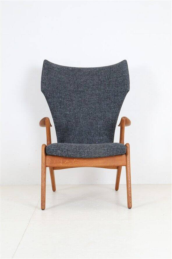 Fully restored Kurt Østervig / Rolschau Møbler “Wing Chair” armchair, mid-century Danish modern design, 1950s/1960s