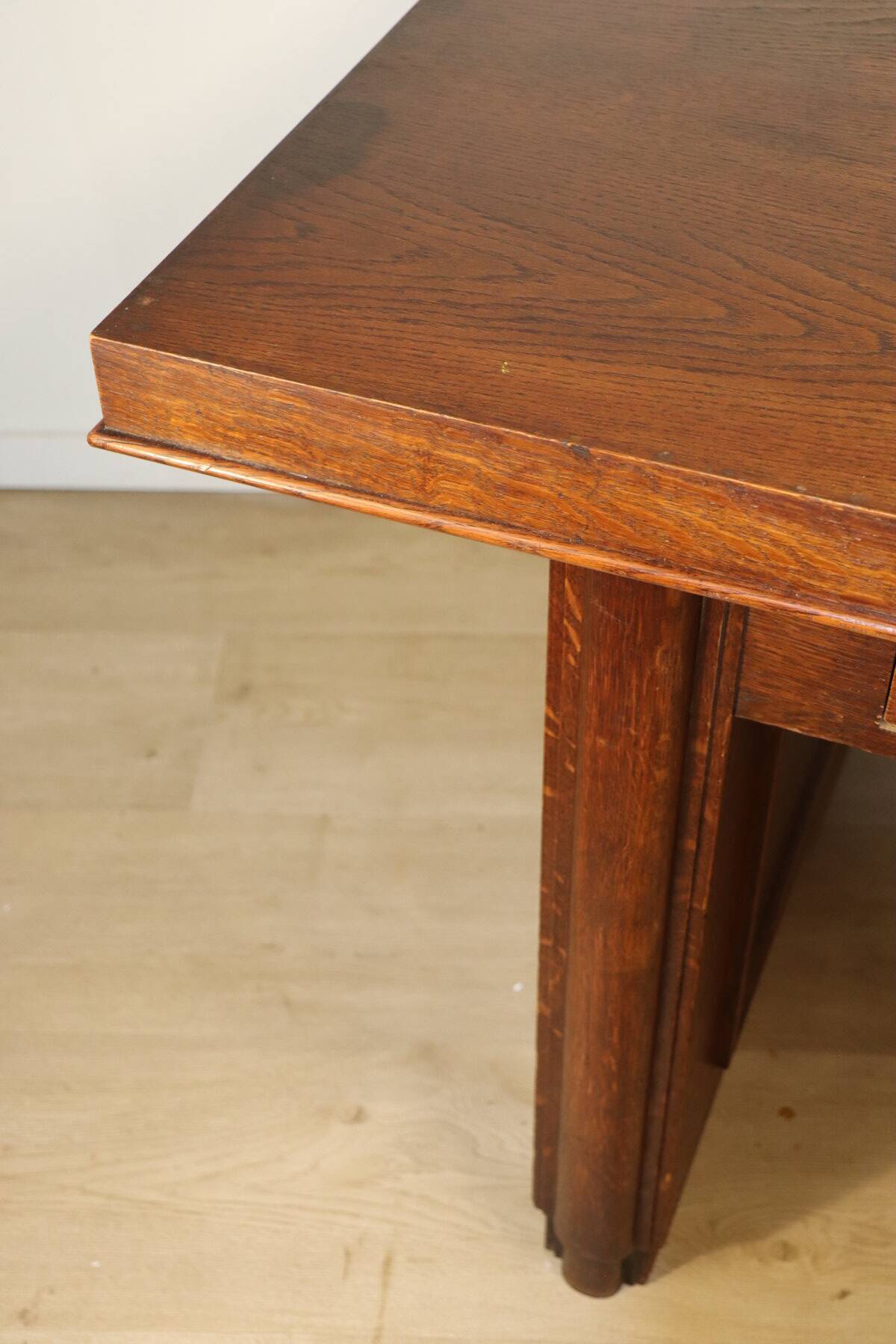 Bureau Moderniste en chêne époque Art Déco, 1940