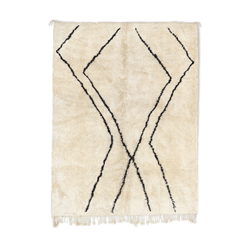 Modern Moroccan carpet white
