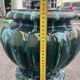 Large cache-pot on a ceramic column – In the style of Clément