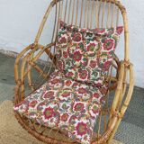 4 armchairs and a coffee table made of rattan and bamboo wood, vintage.