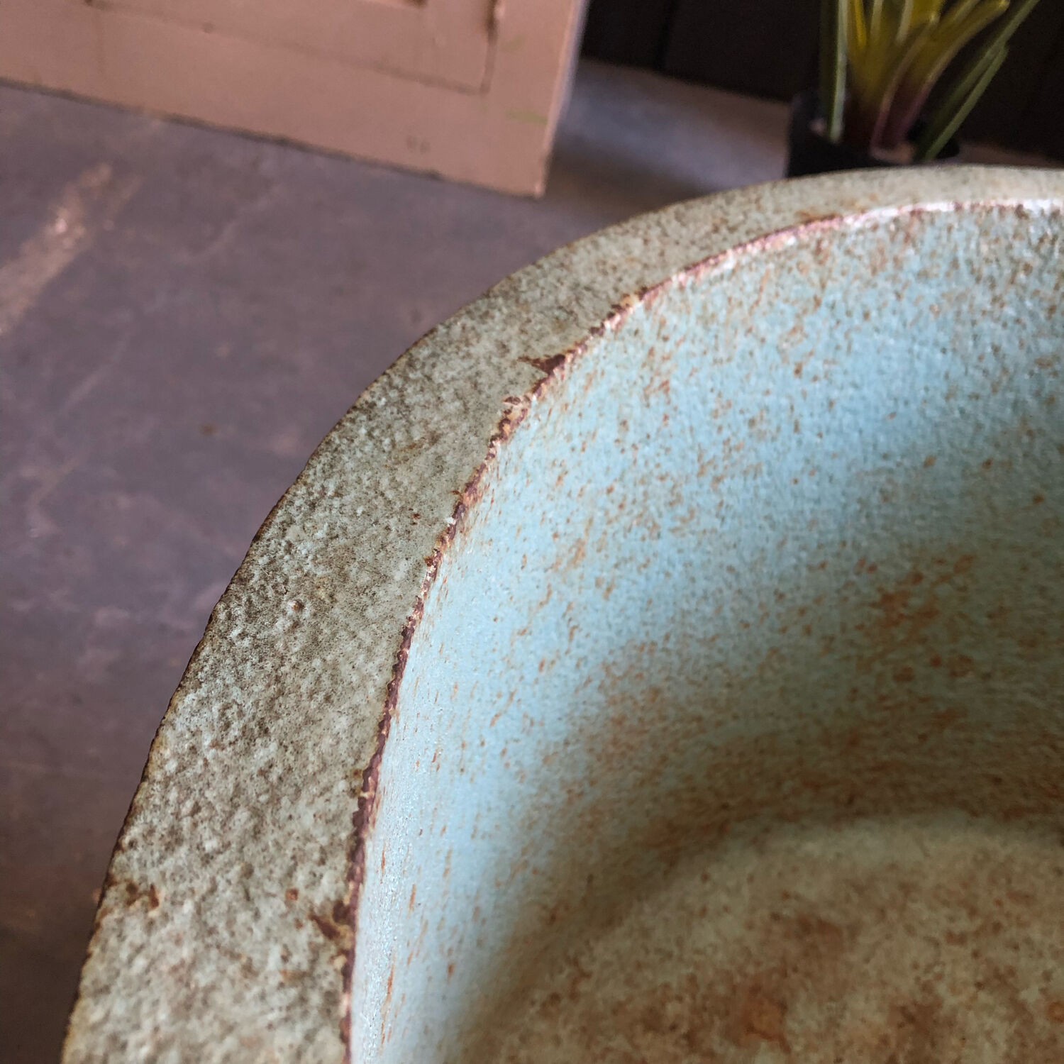 Cast iron planter pot