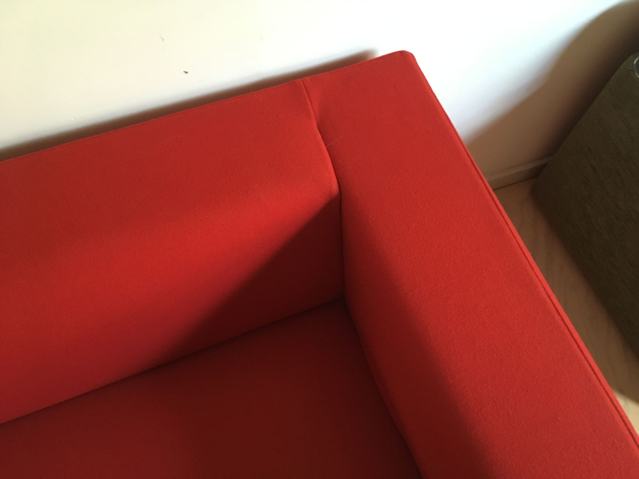 Red sofa Allen MDF Italia by Bruno FATTORINI 1998