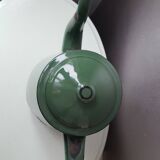 Pichet vintage en émail vert 1960