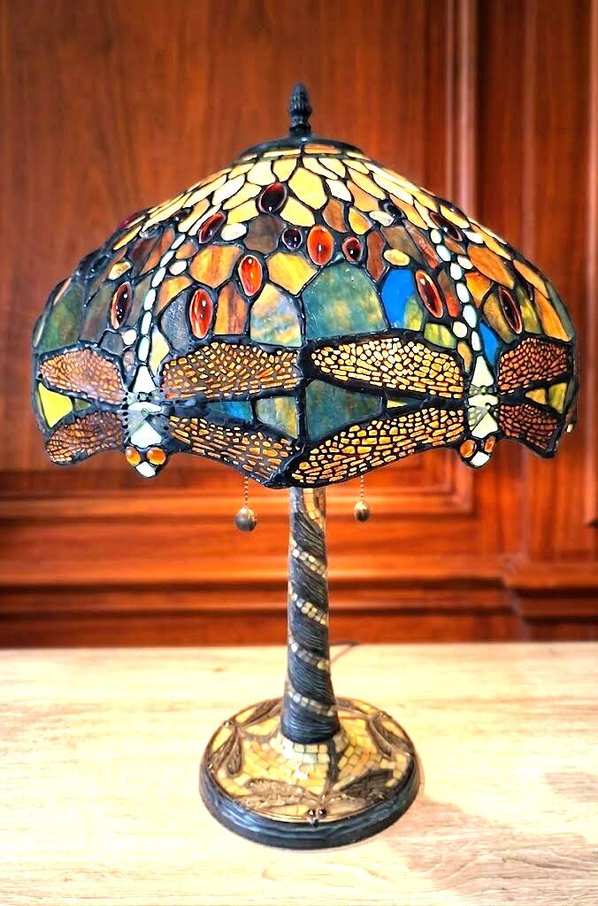 Tiffany style table lamp - Iconic "Dragonfly" model (Dragonflies)