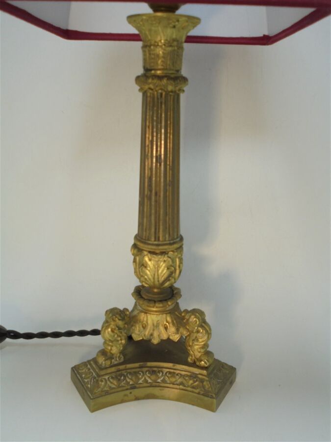 Empire style lamp