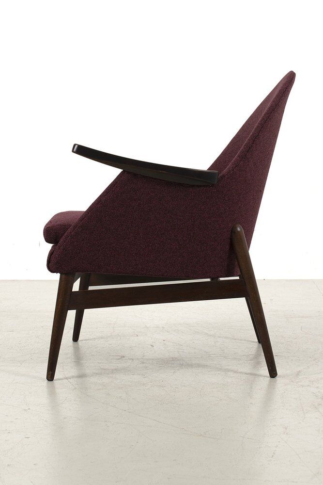 Ensemble de fauteuils par Julia Gaubek