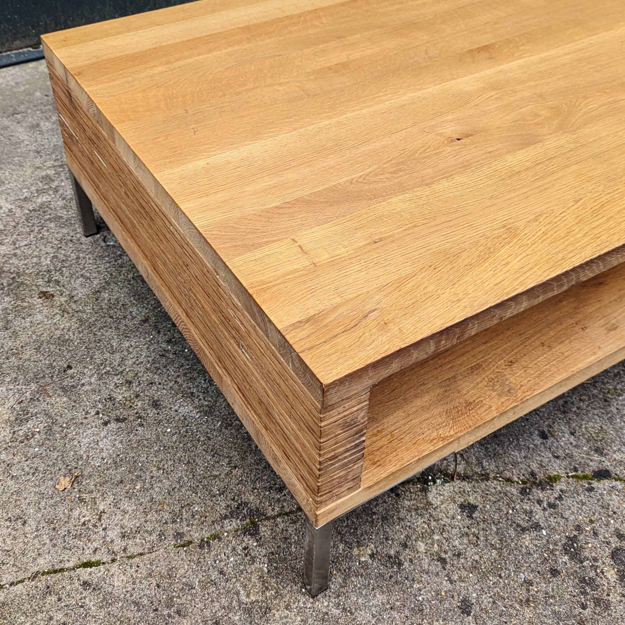 Ethnicraft coffee table