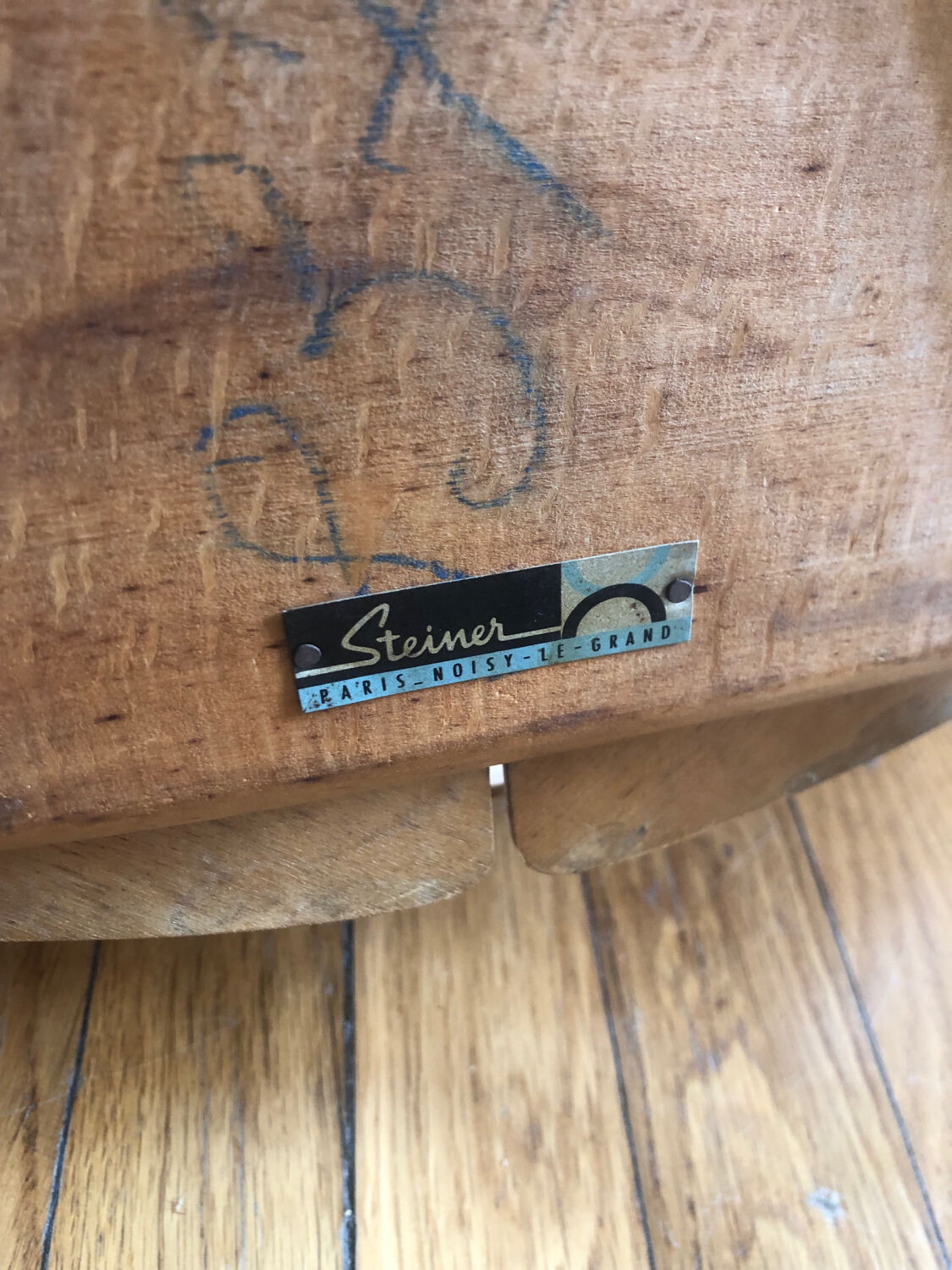 Pierre Guariche barrel chair