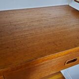 Vintage wall shelf by Nisse Strinning