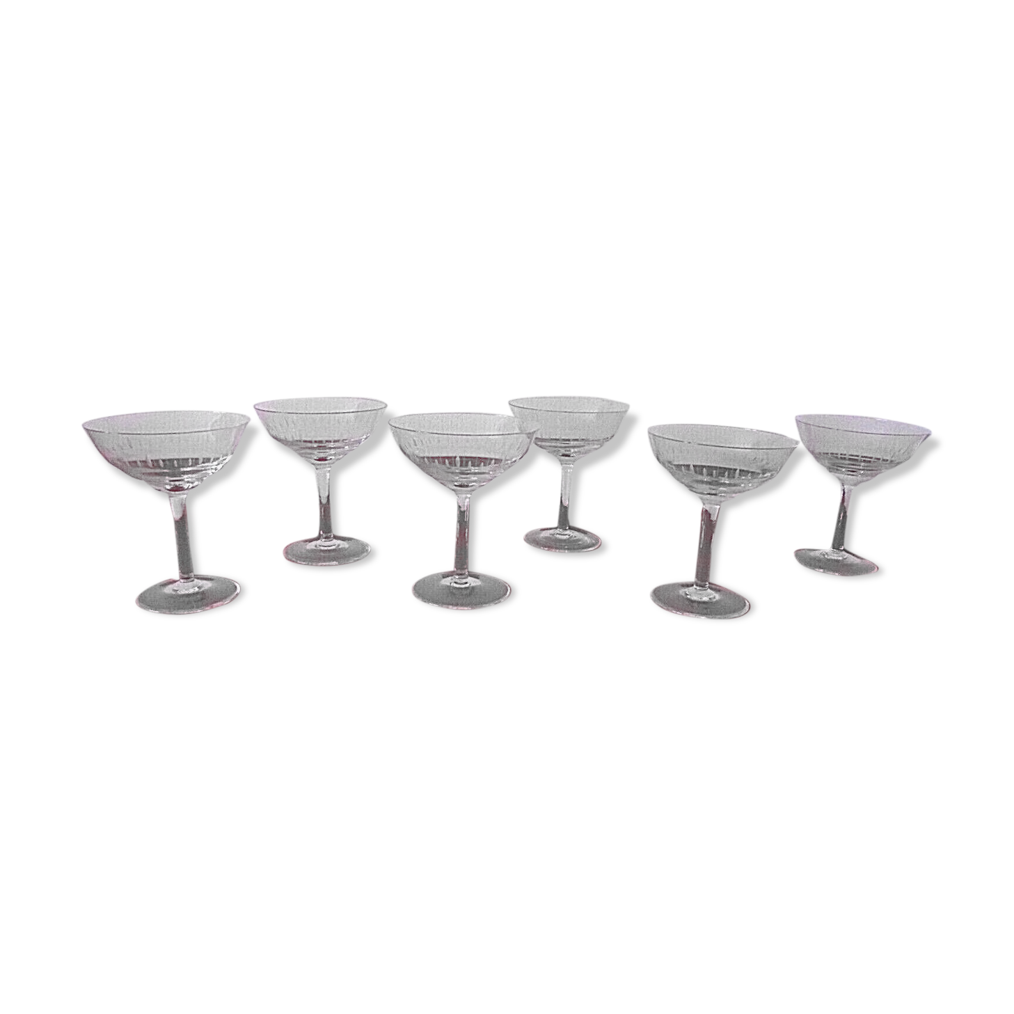 Lot 6 coupes à champagne cristal ciselé  H. 11,5 cm Diamètre bord sup.10 cm