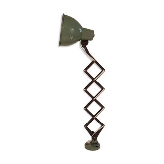 Workshop sconce in accordion